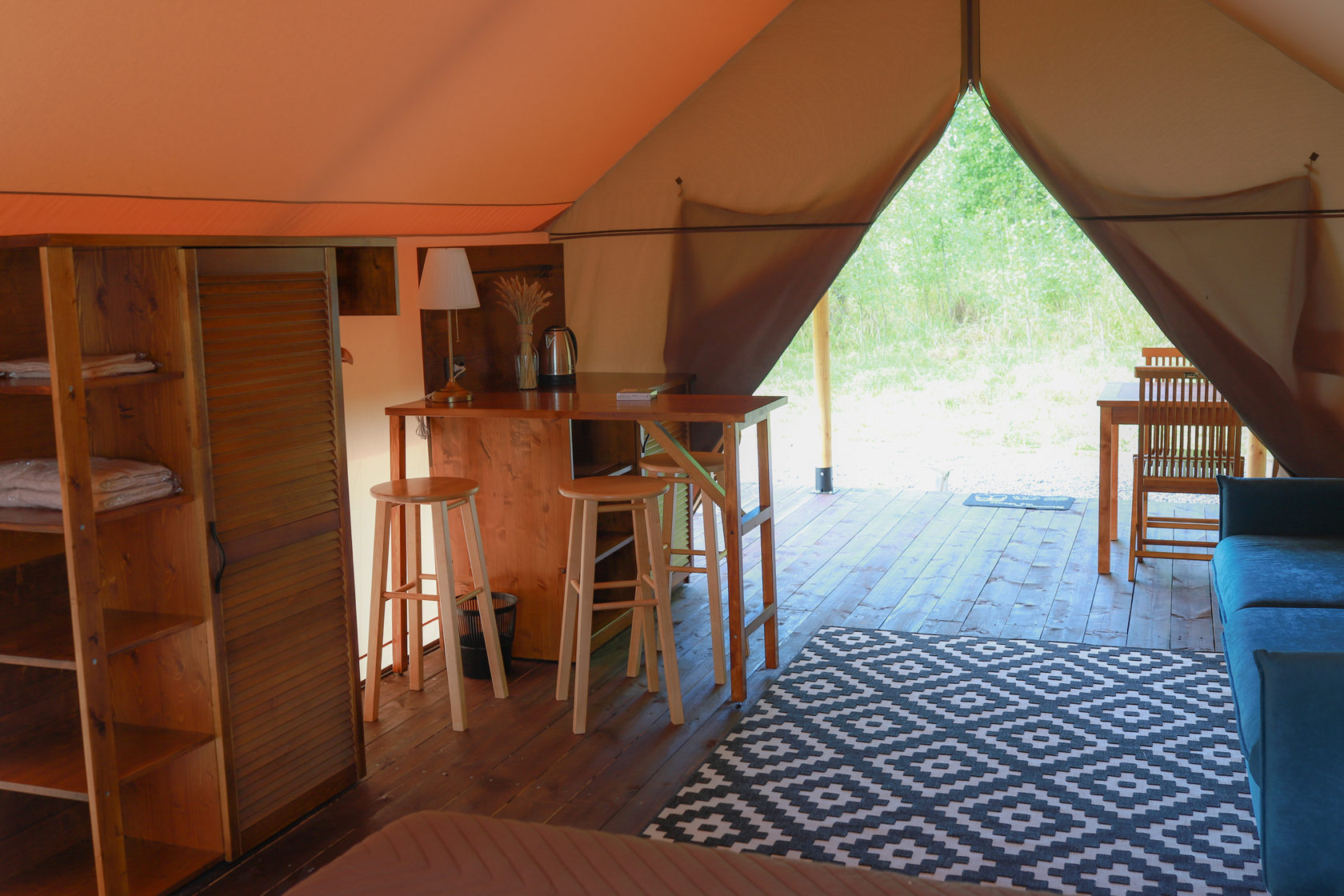 Обустройство жилой палатки