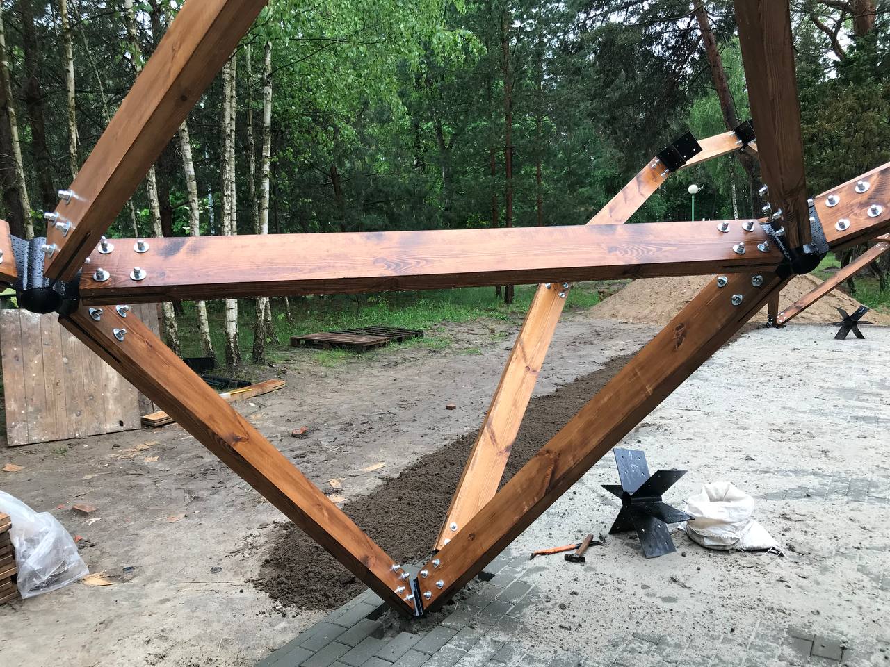 Сборно-разборная конструкция